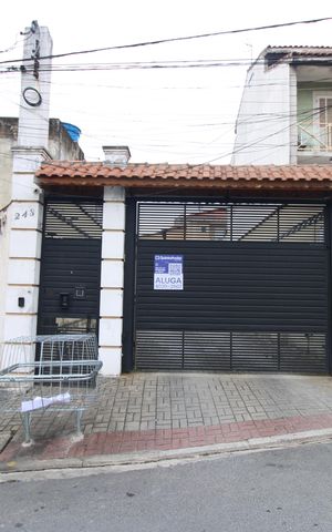 Casa de condomínio para alugar com 115m², 3 quartos e 2 vagasFachada