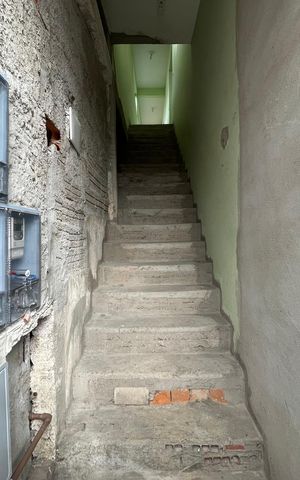 Casa para alugar com 50m², 1 quarto e sem vaga Casa para alugar com 50m², 1 quarto e sem vagaFachada