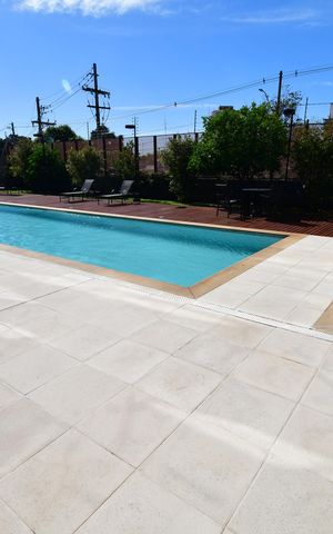 Apartamento à venda com 70m², 1 quarto e 1 vagaÁrea comum - Piscina