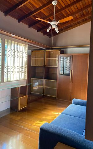Casa à venda com 277m², 3 quartos e 4 vagas Casa à venda com 277m², 3 quartos e 4 vagasQuarto