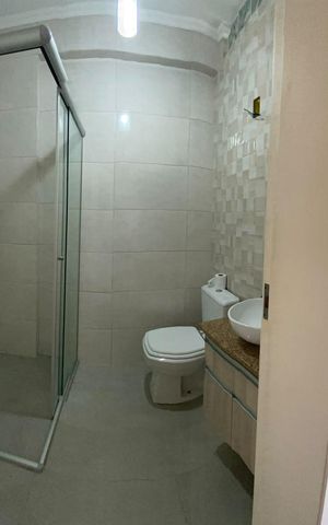 Casa à venda com 277m², 3 quartos e 4 vagas Casa à venda com 277m², 3 quartos e 4 vagasBanheiro