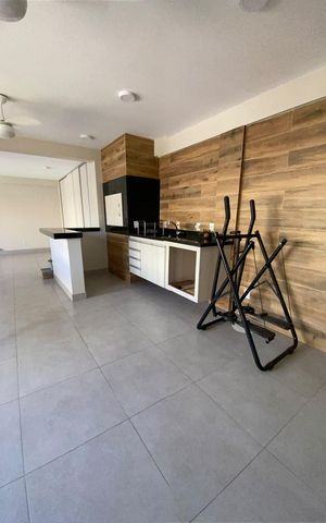 Casa à venda com 277m², 3 quartos e 4 vagas Casa à venda com 277m², 3 quartos e 4 vagasÁrea externa