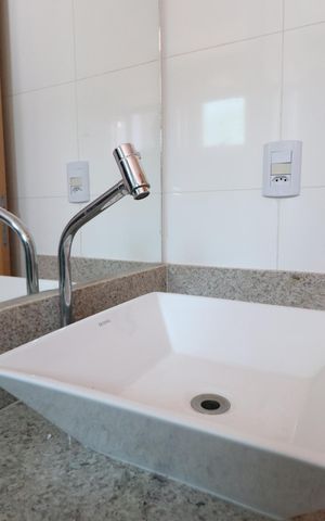 Apartamento para alugar com 72m², 2 quartos e 2 vagasBanheiro do Quarto 2