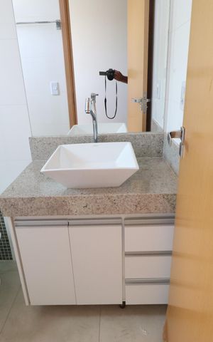 Apartamento para alugar com 72m², 2 quartos e 2 vagasBanheiro do Quarto 2