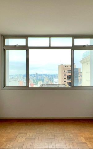 Apartamento à venda com 84m², 2 quartos e 1 vaga Apartamento à venda com 84m², 2 quartos e 1 vagaSala