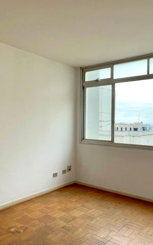 Apartamento à venda com 84m², 2 quartos e 1 vaga Apartamento à venda com 84m², 2 quartos e 1 vagaSala