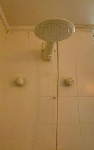 Apartamento à venda com 84m², 2 quartos e 1 vaga Apartamento à venda com 84m², 2 quartos e 1 vagaBanheiro social