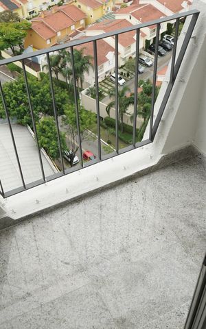 Apartamento para alugar com 66m², 2 quartos e 1 vagaSacada Quarto 2