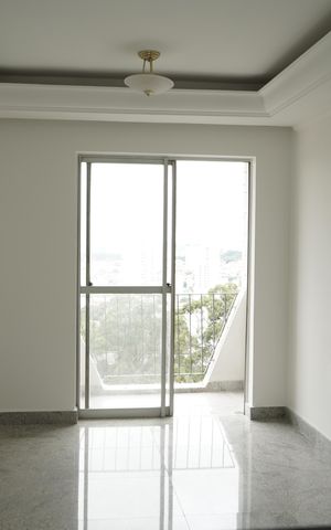 Apartamento para alugar com 66m², 2 quartos e 1 vagaSala