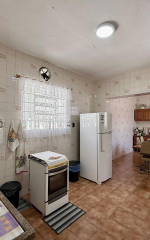 Casa para alugar com 400m², 3 quartos e 2 vagas Casa para alugar com 400m², 3 quartos e 2 vagasCozinha