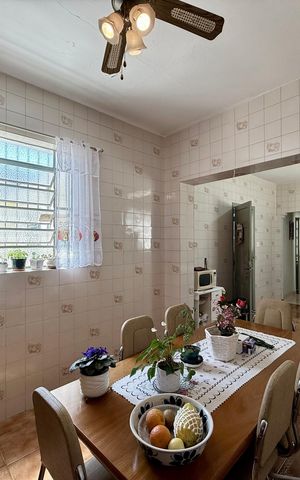 Casa para alugar com 400m², 3 quartos e 2 vagas Casa para alugar com 400m², 3 quartos e 2 vagasCozinha