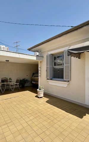 Casa para alugar com 400m², 3 quartos e 2 vagas Casa para alugar com 400m², 3 quartos e 2 vagasEntrada