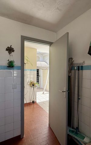 Casa para alugar com 400m², 3 quartos e 2 vagas Casa para alugar com 400m², 3 quartos e 2 vagasÁrea de Serviço