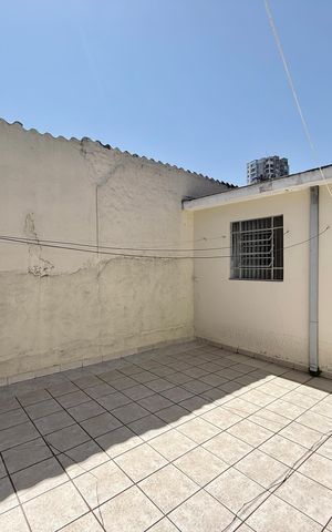 Casa para alugar com 400m², 3 quartos e 2 vagas Casa para alugar com 400m², 3 quartos e 2 vagasQuintal