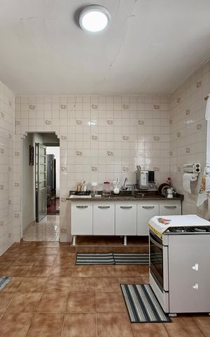 Casa para alugar com 400m², 3 quartos e 2 vagas Casa para alugar com 400m², 3 quartos e 2 vagasCozinha