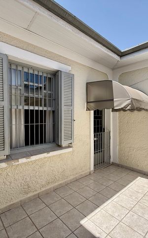 Casa para alugar com 400m², 3 quartos e 2 vagas Casa para alugar com 400m², 3 quartos e 2 vagasQuintal