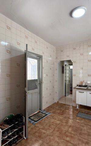 Casa para alugar com 400m², 3 quartos e 2 vagas Casa para alugar com 400m², 3 quartos e 2 vagasCozinha