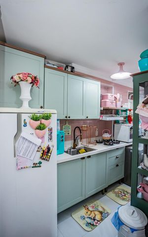 Apartamento à venda com 45m², 2 quartos e 1 vaga Apartamento à venda com 45m², 2 quartos e 1 vagaCozinha e Área de Serviço