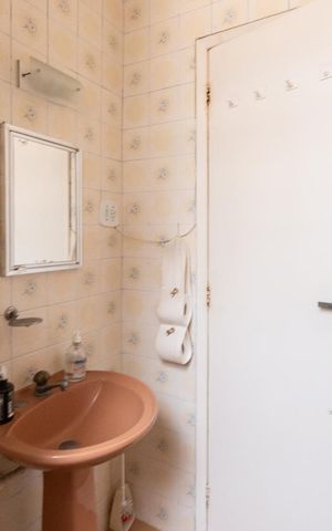 Casa à venda com 55m², 3 quartos e sem vagaBanheiro