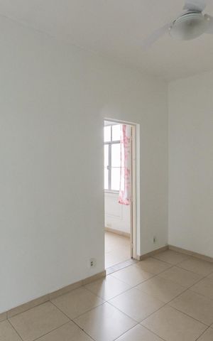 Casa à venda com 55m², 3 quartos e sem vagaSala