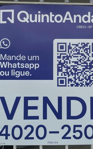 Casa à venda com 140m², 2 quartos e 2 vagas Casa à venda com 140m², 2 quartos e 2 vagasPlaca PXZV 314
