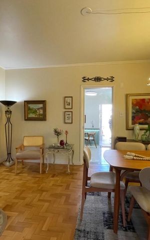 Casa à venda com 176m², 3 quartos e 4 vagas