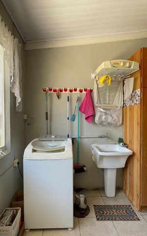 Casa à venda com 176m², 3 quartos e 4 vagas