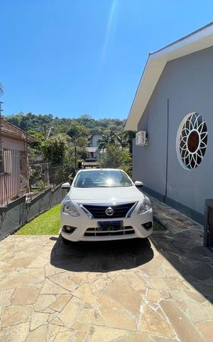 Casa à venda com 176m², 3 quartos e 4 vagas