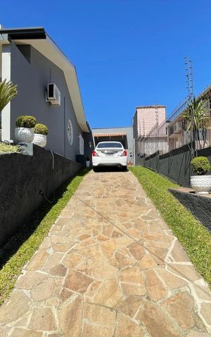 Casa à venda com 176m², 3 quartos e 4 vagas