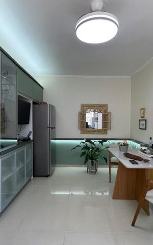 Casa à venda com 176m², 3 quartos e 4 vagas