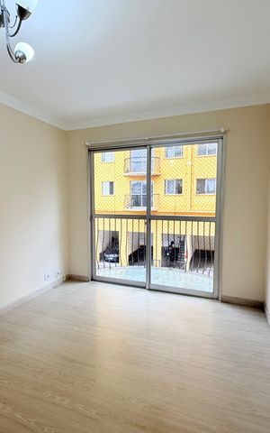 Apartamento à venda com 64m², 3 quartos e 1 vaga Apartamento à venda com 64m², 3 quartos e 1 vagaSala