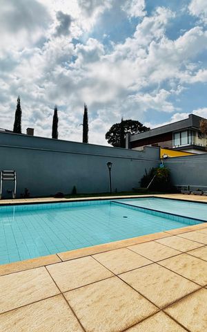 Casa de condomínio para alugar com 550m², 6 quartos e 6 vagas Casa de condomínio para alugar com 550m², 6 quartos e 6 vagasPiscina