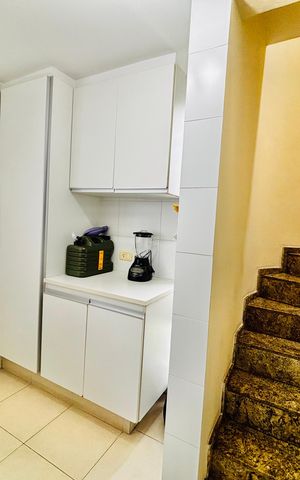 Casa de condomínio para alugar com 550m², 6 quartos e 6 vagas Casa de condomínio para alugar com 550m², 6 quartos e 6 vagasLavanderia