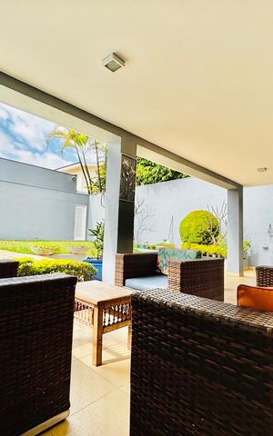 Casa de condomínio para alugar com 550m², 6 quartos e 6 vagas Casa de condomínio para alugar com 550m², 6 quartos e 6 vagasHall