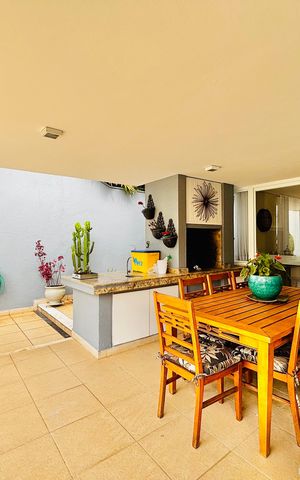 Casa de condomínio para alugar com 550m², 6 quartos e 6 vagas Casa de condomínio para alugar com 550m², 6 quartos e 6 vagasChurrasqueira