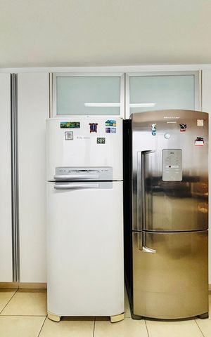 Casa de condomínio para alugar com 550m², 6 quartos e 6 vagas Casa de condomínio para alugar com 550m², 6 quartos e 6 vagasCozinha