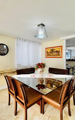 Casa de condomínio para alugar com 550m², 6 quartos e 6 vagas Casa de condomínio para alugar com 550m², 6 quartos e 6 vagasSala de Jantar 1