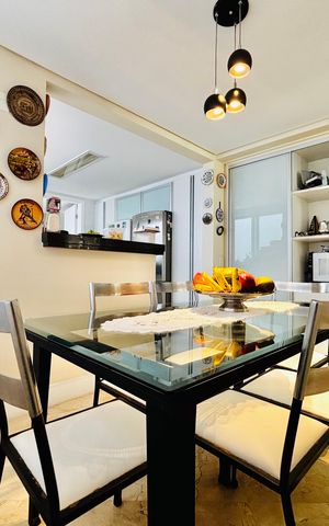 Casa de condomínio para alugar com 550m², 6 quartos e 6 vagas Casa de condomínio para alugar com 550m², 6 quartos e 6 vagasSala de Jantar 2