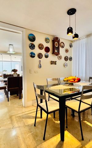 Casa de condomínio para alugar com 550m², 6 quartos e 6 vagas Casa de condomínio para alugar com 550m², 6 quartos e 6 vagasSala de Jantar 2