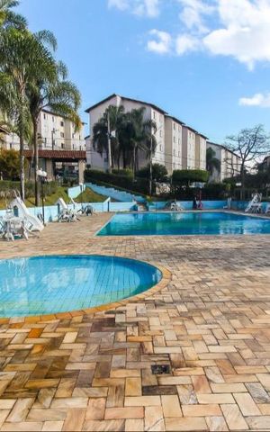 Apartamento para alugar com 48m², 2 quartos e 1 vaga Apartamento para alugar com 48m², 2 quartos e 1 vagaÁrea comum - Piscina