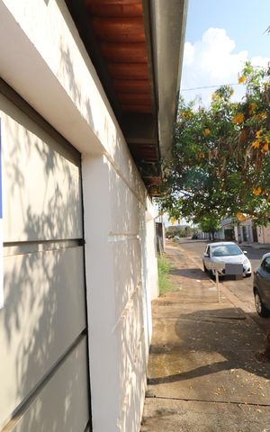 Casa para alugar com 70m², 3 quartos e 3 vagasPlaquinha