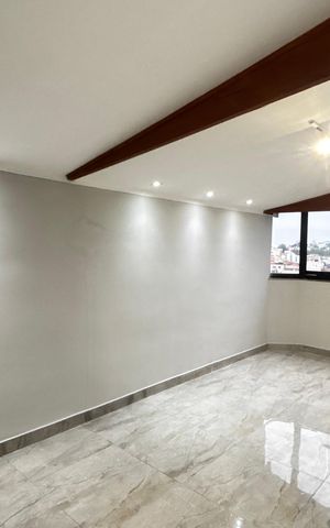 Apartamento à venda com 158m², 3 quartos e 2 vagas Apartamento à venda com 158m², 3 quartos e 2 vagasCobertura