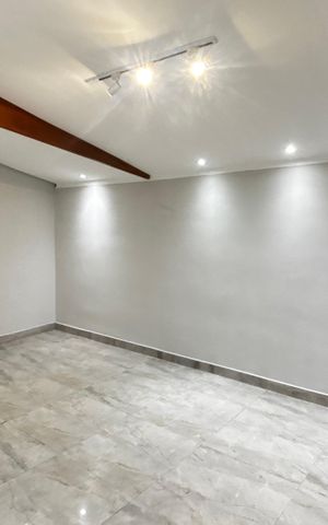 Apartamento à venda com 158m², 3 quartos e 2 vagas Apartamento à venda com 158m², 3 quartos e 2 vagasCobertura