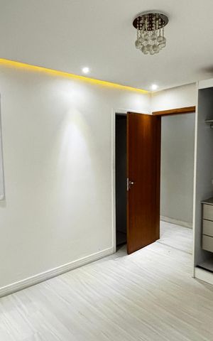 Apartamento à venda com 158m², 3 quartos e 2 vagas Apartamento à venda com 158m², 3 quartos e 2 vagasSuite
