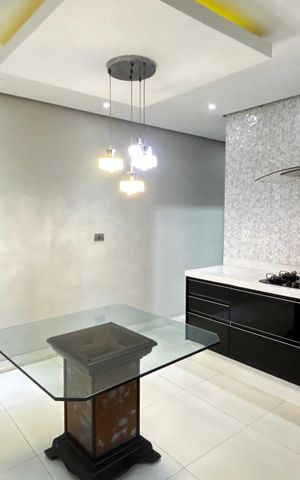Apartamento à venda com 158m², 3 quartos e 2 vagas Apartamento à venda com 158m², 3 quartos e 2 vagasCozinha