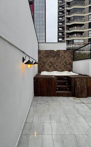 Apartamento à venda com 158m², 3 quartos e 2 vagas Apartamento à venda com 158m², 3 quartos e 2 vagasCobertura
