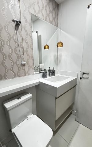 Apartamento à venda com 158m², 3 quartos e 2 vagas Apartamento à venda com 158m², 3 quartos e 2 vagasBanheiro da Suíte