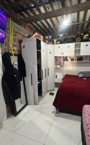 Casa à venda com 69m², 3 quartos e 1 vaga