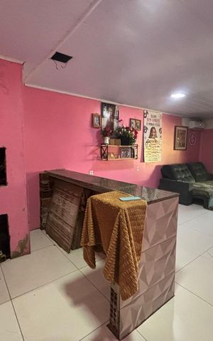 Casa à venda com 69m², 3 quartos e 1 vaga
