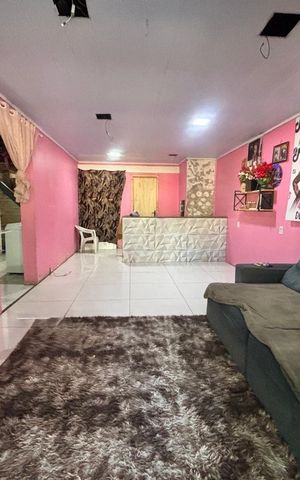 Casa à venda com 69m², 3 quartos e 1 vaga